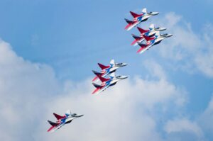 Photo coalition formation